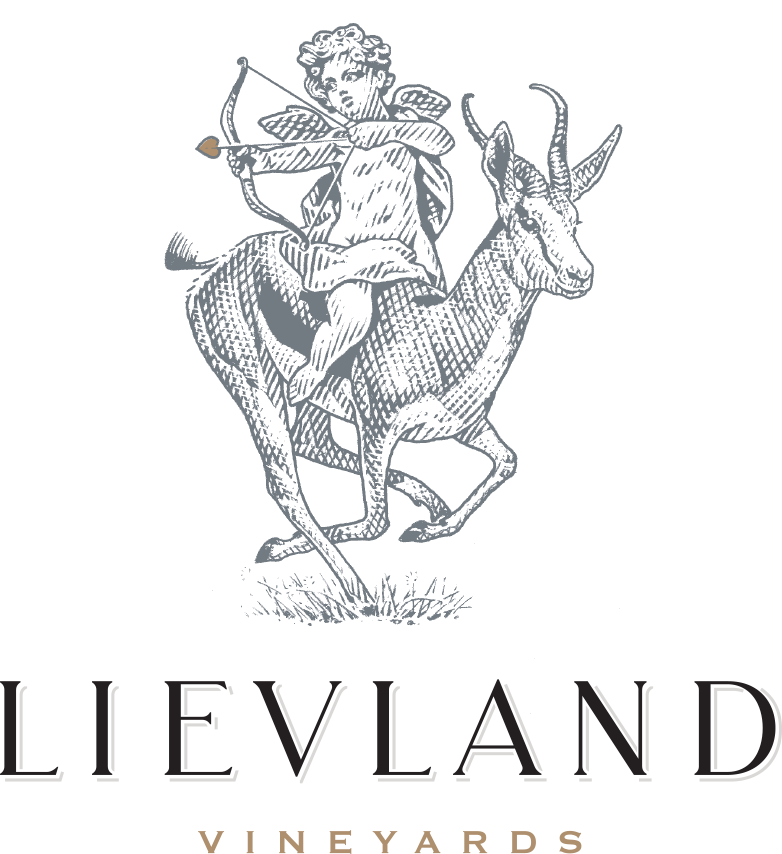 Lievland Vineyards logo